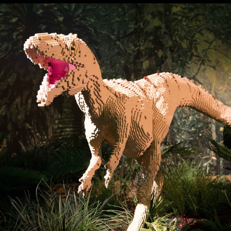 Masiakasaurus made out of Lego